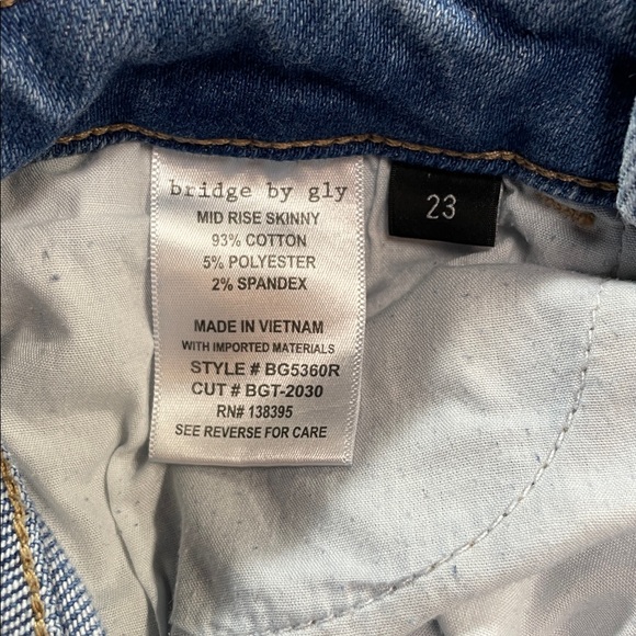 Bridge By Gly Mid Rise Skinny Women's Light Blue Distressed Jeans Sz 23 | EUC - Picture 5 of 5